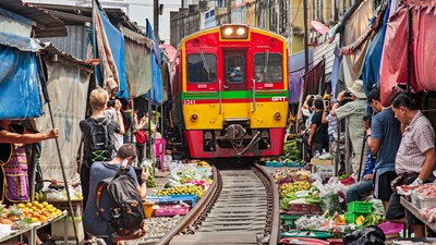 Pasar Unik di Thailand yang Wajib Dikunjungi