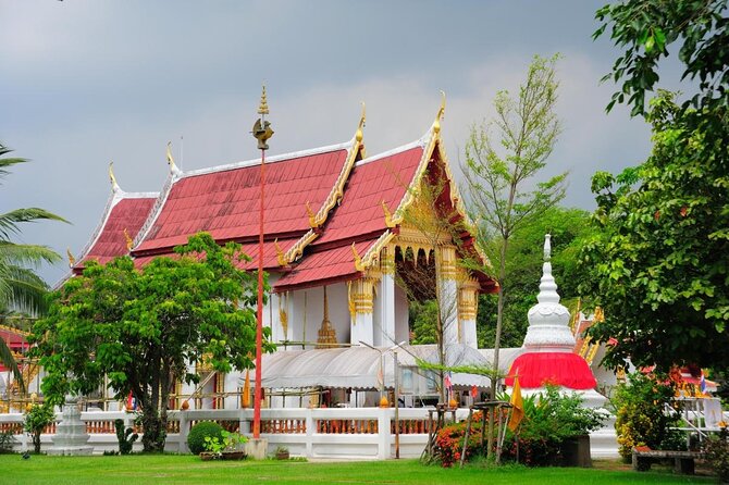 Tempat Wisata di Pak Kret: Keindahan Tersembunyi di Dekat Bangkok